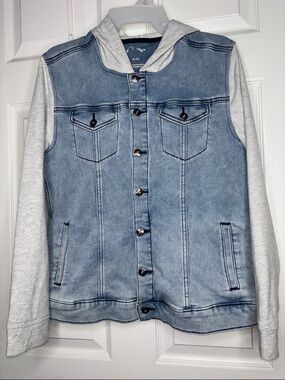 art class Light Blue Denim Front with Gray Hoodie Sleeves Jacket